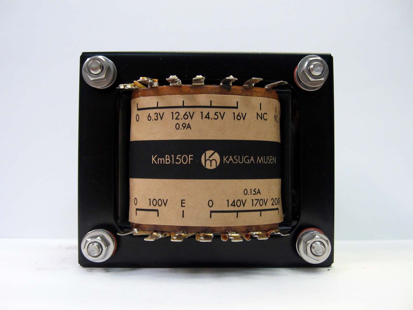 オリジナル電源トランスKmB150Fの画像です。