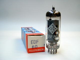 電圧増幅管EBF80の画像です。