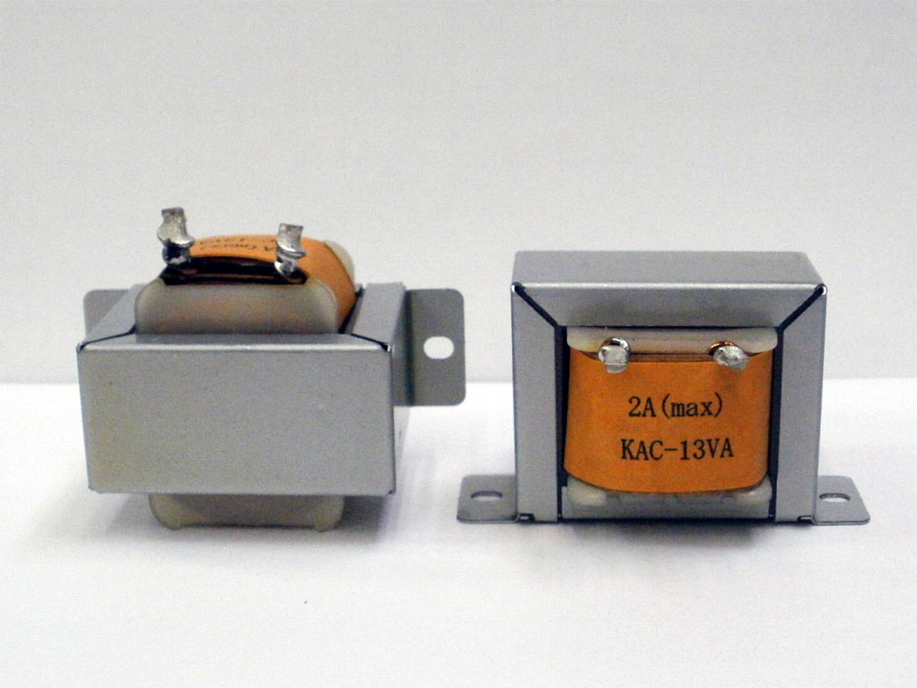 直熱管ヒーター平滑用チョーク KAC-13VAの画像です。